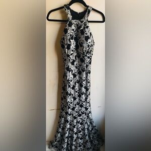 Beautiful black and silver formal gown (only worn once)